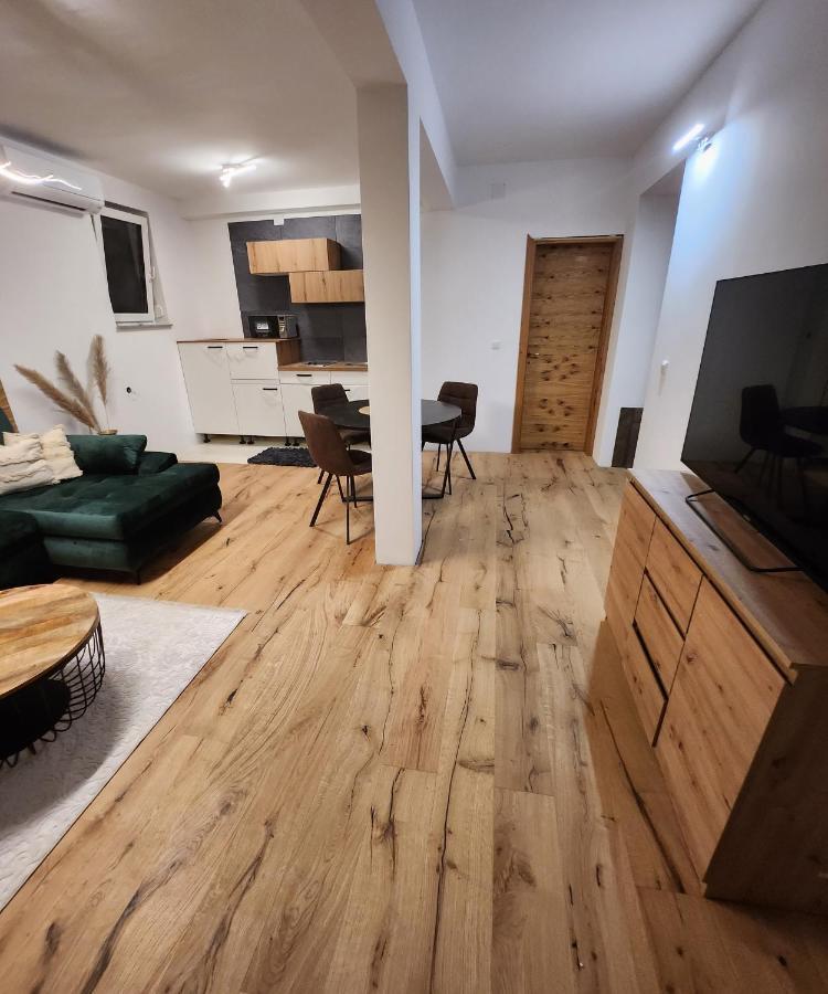 Apartman Lidija Starigrad Paklenica Luaran gambar
